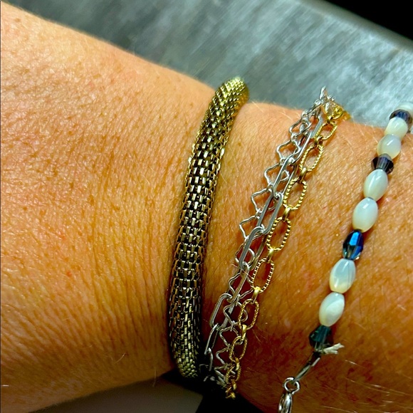 Gold Toned Vintage Roll On Snake Bracelet - Picture 1 of 3